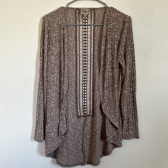 Bundle of 3 lightweight sweaters - Picture 3 of 6